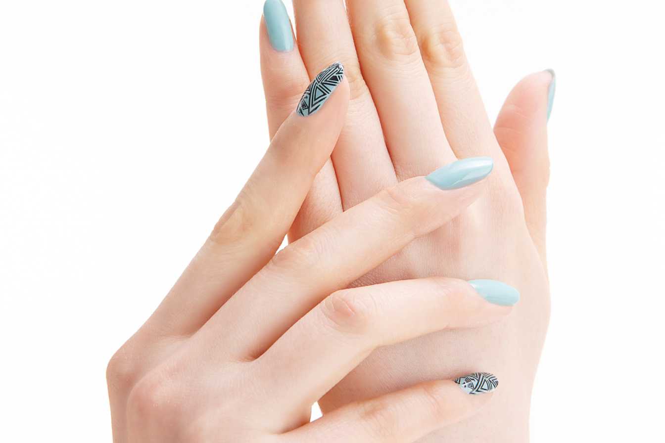 bar-a-ongles-beziers-3