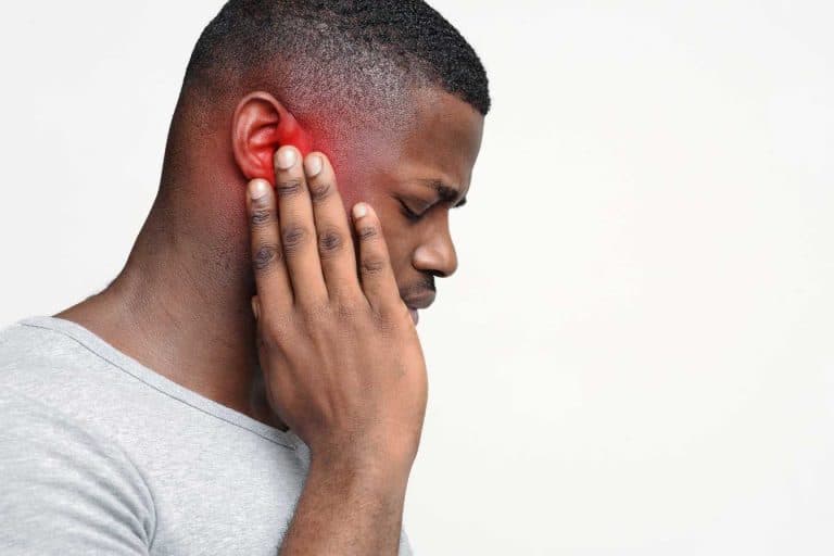 sifflement oreille gauche signification 1